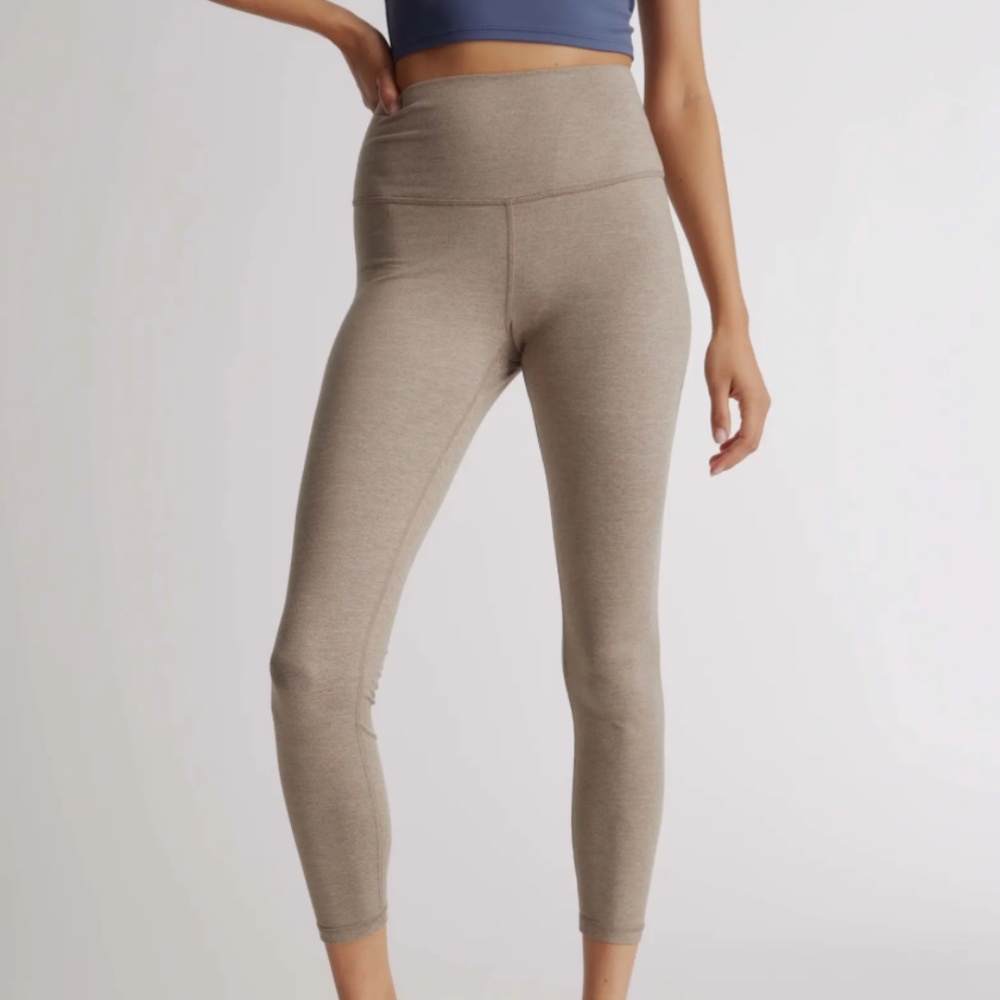 Quince Women's Beige Leggings